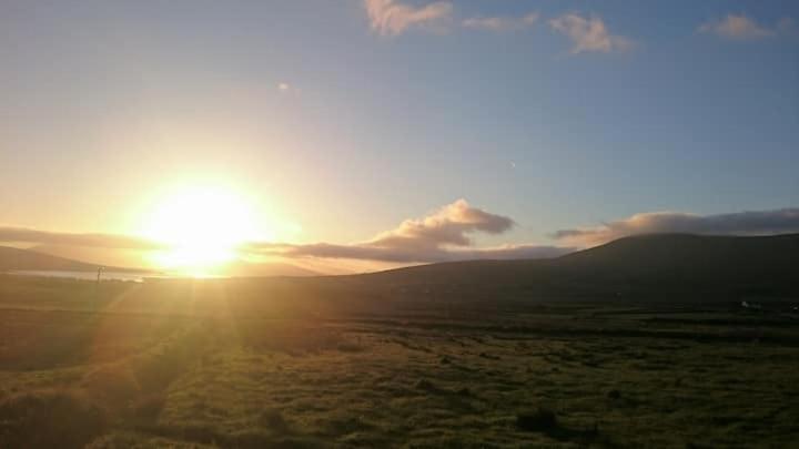Skellig View Harbour View Sunrise Apartment Portmagee ภายนอก รูปภาพ
