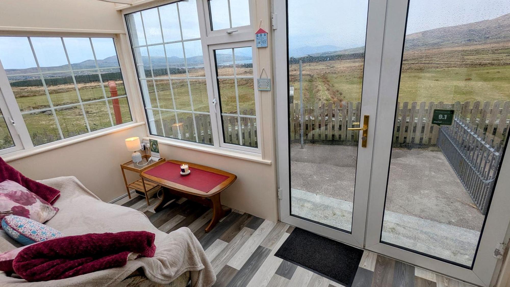 Skellig View Harbour View Sunrise Apartment Portmagee ภายนอก รูปภาพ
